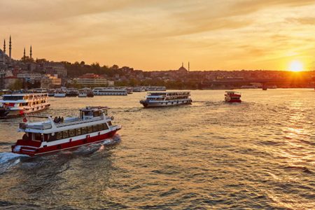 3 HOURS SUNSET BOAT  TOUR WITH COOKIES