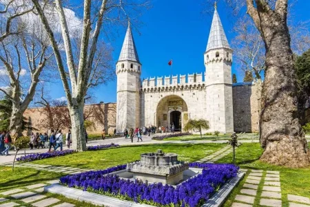 Topkapi Palace: Capital of the Ottoman Empire