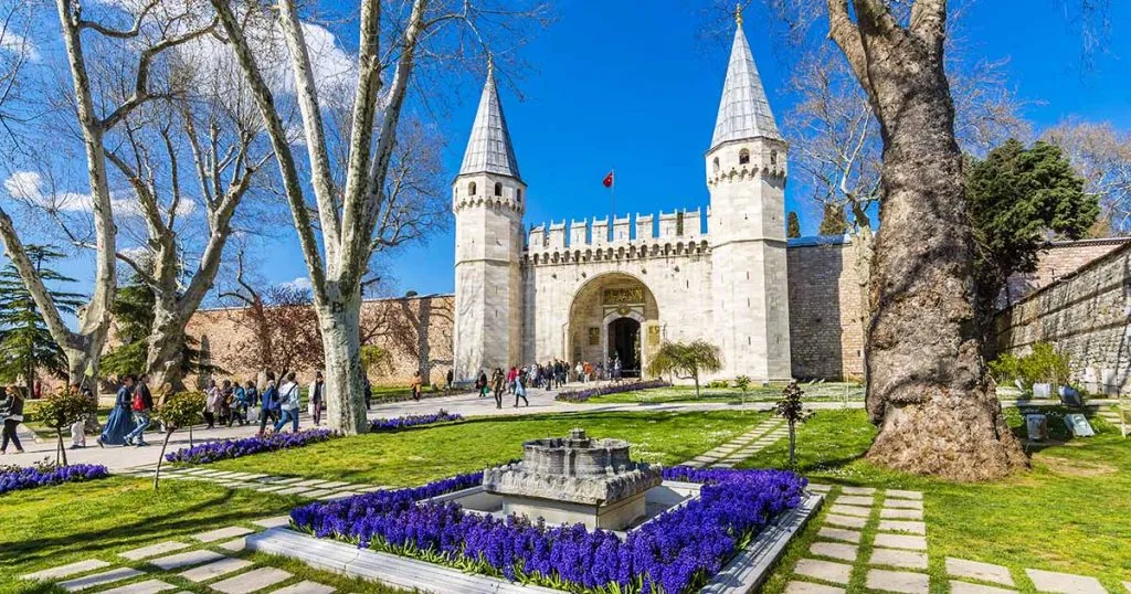 Topkapi Palace: Capital of the Ottoman Empire